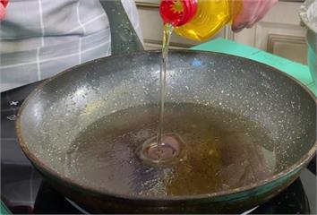 問題油吃下肚怎麼辦？專家教「10招自救」  綠花...