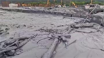 花蓮馬太鞍溪水位突暴漲 施工廠商急撤、便道搶修喊...