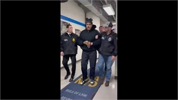 白宮發布馬杜洛疑遭押送至美國緝毒署 不情願喊「晚...