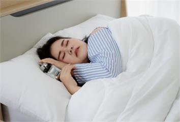 冬天早上起不來？醫揭「5大原因」  出現這些狀況...