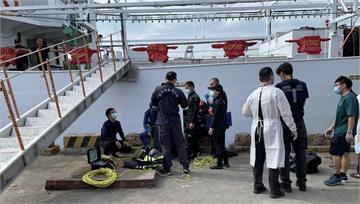 高雄船員「裝貨不慎落水」 救難人員持續潛水搜救