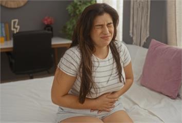 腸胃突然變差就中鏢？醫揭「大腸癌5大預防盲點」 ...