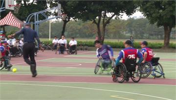 全國輪椅壘球賽在屏東  運動競技揮灑汗水