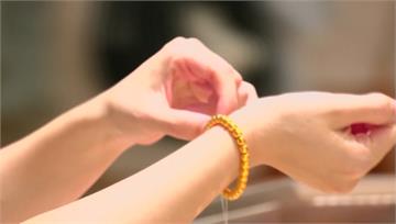 黃金價格創新高！每盎司飆破4400美元 明年2關...