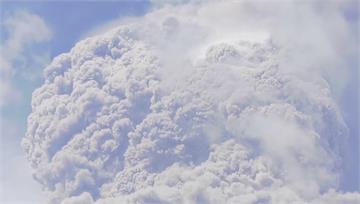 聖文森索夫瑞火山噴發 滾燙火山礫如雨下