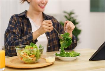 別再丟掉！綠花椰菜「這1段」抗癌力是花球10倍 ...