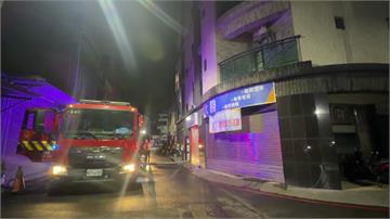 高雄大樓暗夜惡火 6旬獨居婦受困火窟送醫不治