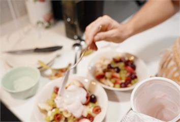 吃無糖優格血糖竟然飆高？營養師：這「健康配料」害...