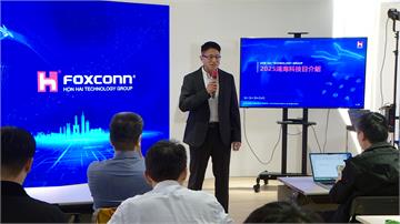 鴻海科技日瞄準AI生態系 黃仁勳兒黃勝斌將代父出...