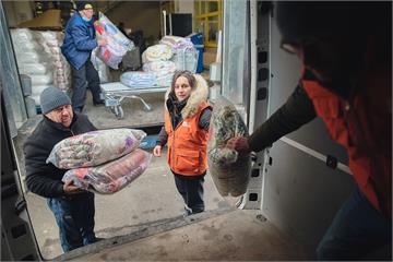 150萬名烏克蘭難民逃離家園 世界展望會發起「飢...