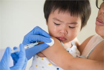兒童疫苗開打！醫公布兒童接種莫德納「2大副作用」...