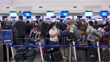 七一前夕香港爆出境潮 往英航班大排長龍