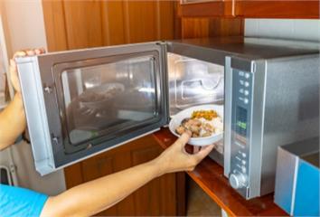 90%都用錯！微波食物「這樣放」才會熱得均勻  ...