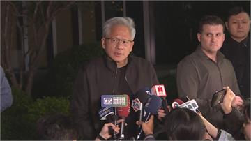 黃仁勳明日輝達尾牙「要嘗試跳舞」 還曝張忠謀身體...