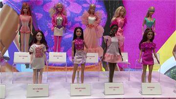 美玩具公司推新款芭比娃娃 8女力代表成原型