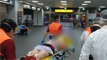 台北車站驚傳1女落軌 消防緊急救援送醫