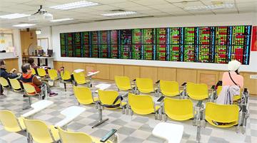 台股早盤再創新高 中工爆「遭禿鷹狙擊」噴漲