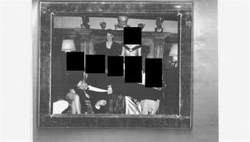 艾普斯坦案照片「安德魯王子、柯林頓全入鏡」 在野...