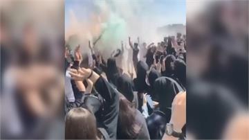 壓制反頭巾示威！伊朗當局不手軟 國際紛紛聲援