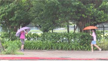 低壓帶來了！ 2縣市大雨特報 「雨連下6天」慎防...