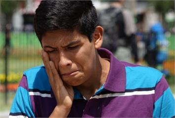 牙痛竟是皮蛇前兆？32歲工程師熬夜3天誘發帶狀皰...