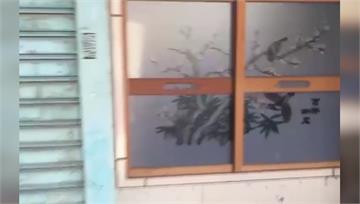 水湳現實版寄生上流！超狂租客挖洞穿牆蓋孝親房