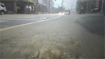 颱風過境挾旺盛氣流 彰化花壇馬路變小黃河