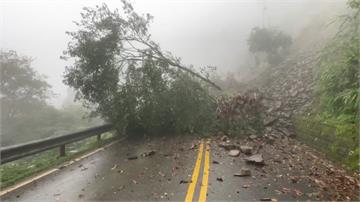 太平山土石崩塌阻道！估中午12點前搶通 開園時間...