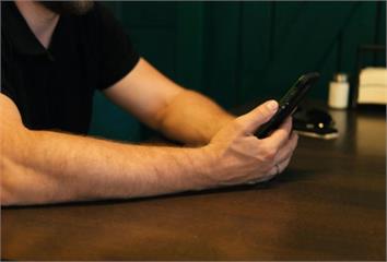 春節「報復性追劇」傷眼！醫師教你4招護眼不爆表