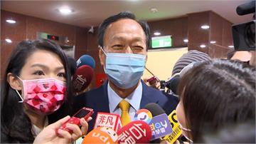 國內疫情升溫 郭台銘呼籲民眾「踴躍接種疫苗」