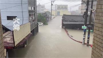 雲林入夜風強雨大　麥寮仁厝水深及胸