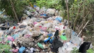 高雄驚見垃圾山！不肖業者長期非法傾倒 環保局：疑...