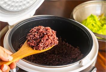 「紫米VS黑米」哪個健康？醫揭答案  這1種最能...