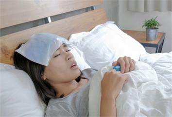 新冠疫情升溫！疾管署點名「這些人」出門最好戴口罩...