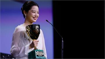 第三位華人威尼斯影后！辛芷蕾憑《日掛中天》奪獎 ...