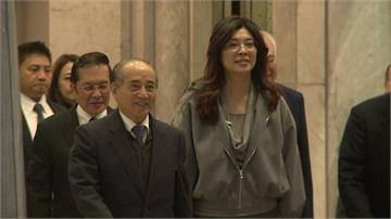 誠意高規格！鄭麗文偕4副主席 親送聘書邀王金平任...