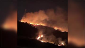 國3龍井爆火燒山！烈焰沖天模樣曝 警消灌救中
