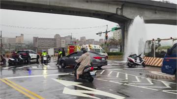 新北聯結車疑打滑連環撞 1路人當場亡、2工地保全...