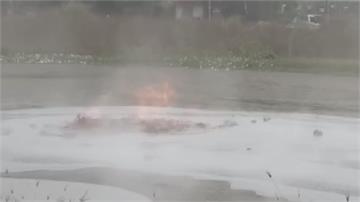 屏東萬丹泥火山二度噴發 農民搶救農作物、人工築堤