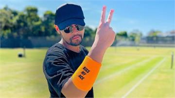 澳網沒碰到球就落敗...周杰倫喊以後多練猜拳 場...