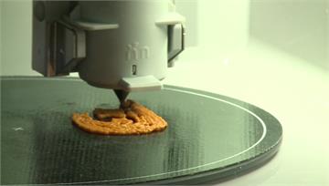 「真菌蛋白」3D列印雞塊 民眾試吃：像真的肉