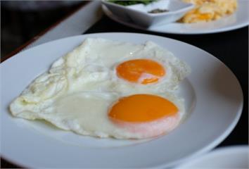 想增肌卻胖一圈？醫揭「高蛋白飲食」常見錯誤  一...