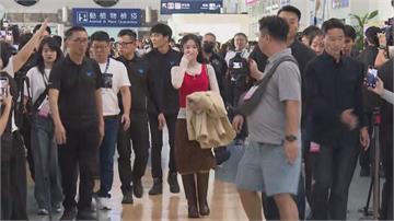 AAA第二批韓星抵台！舒華聽粉絲吼叫笑場 LE ...