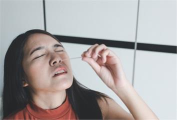 沒發燒也中鏢！「新冠最新確診症狀」曝 教你怎麼吃...