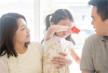 孩子偷拿同學東西還說謊？醫教「3招」處理 千萬別...
