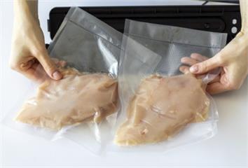 吃即食雞胸肉要小心！專家曝「保存關鍵」錯了恐中毒...