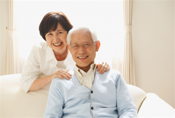 人生海嘯亮微光  早期阿茲海默症患者新藥治療「八...