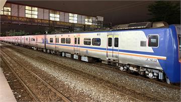4221次區間車經宜蘭「鬆軔不良」竄火花 台鐵協...