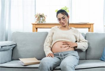 近視600度以上孕婦自然產有危險？醫揭5大潛在危...