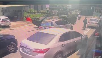 漢光又出「撞」況！戰車起步不慎擦撞 休旅車駕駛嚇壞爬出